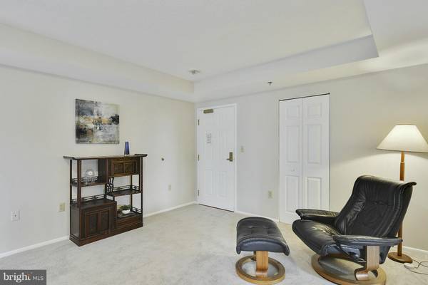 Arlington, VA 22203,900 TAYLOR ST #1104