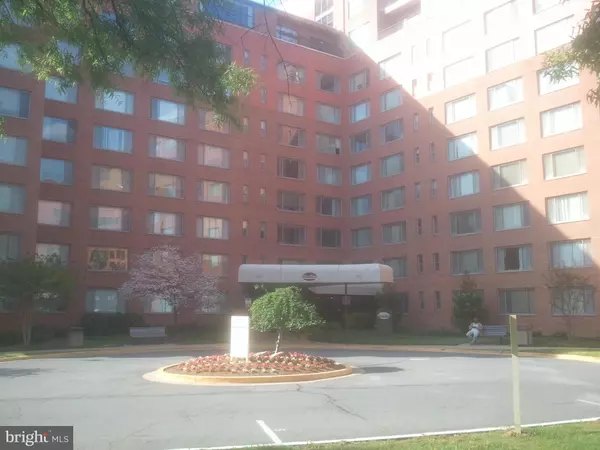 1111 ARLINGTON BLVD #610, Arlington, VA 22209