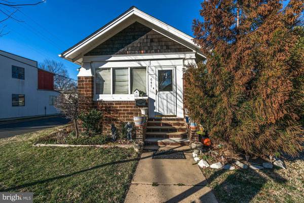 647 23RD ST S, Arlington, VA 22202