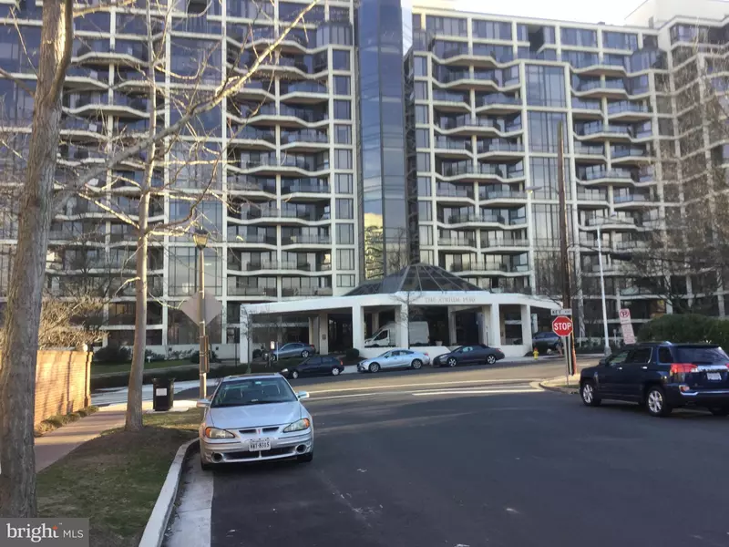 1530 KEY BLVD #801, Arlington, VA 22209