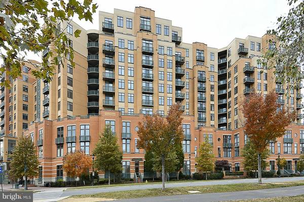 2720 ARLINGTON MILL DR #704, Arlington, VA 22206