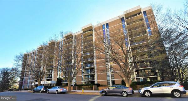 1016 WAYNE ST #409, Arlington, VA 22204