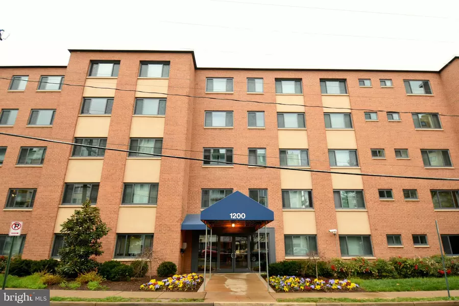 1200 ARLINGTON RIDGE RD S #504, Arlington, VA 22202