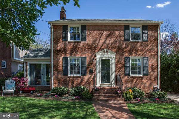 2801 SOMERSET ST, Arlington, VA 22213