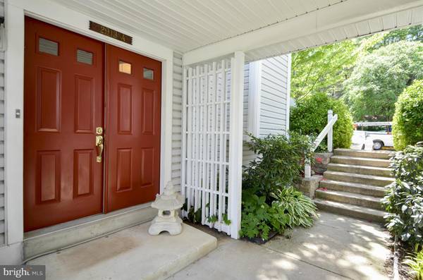 2913-A WOODSTOCK ST #1, Arlington, VA 22206