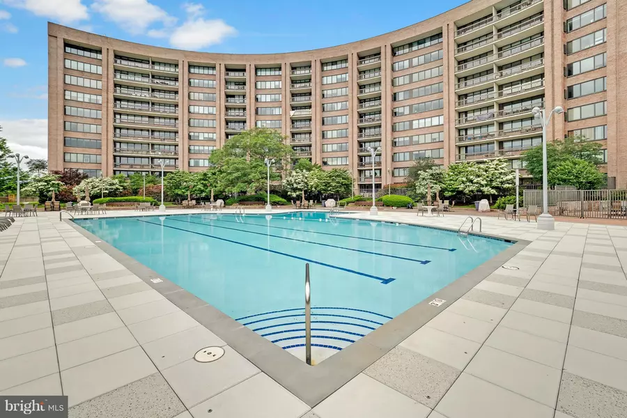 1805 CRYSTAL DR #503S, Arlington, VA 22202