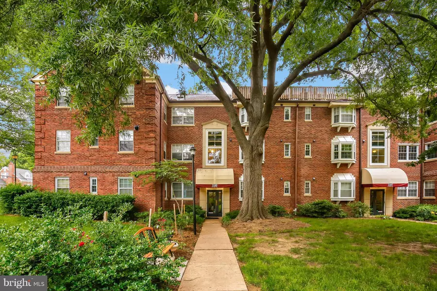 2105 N TAFT ST #2, Arlington, VA 22201