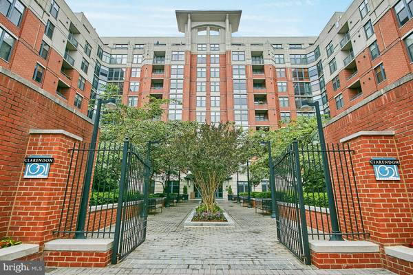 1021 GARFIELD ST #1032, Arlington, VA 22201