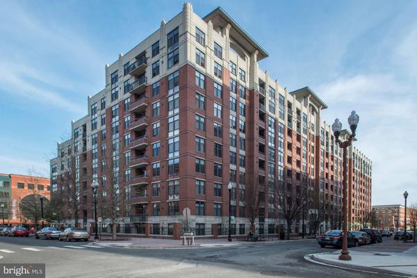 1021 GARFIELD ST N #337, Arlington, VA 22201