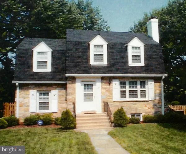 1627 GREENBRIER ST, Arlington, VA 22205