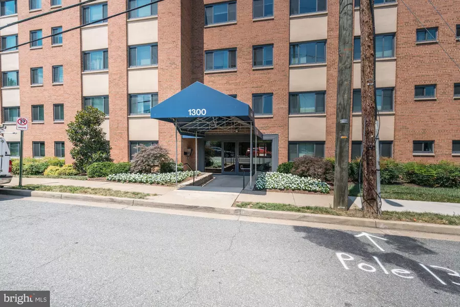 1300 ARLINGTON RIDGE RD #714, Arlington, VA 22202