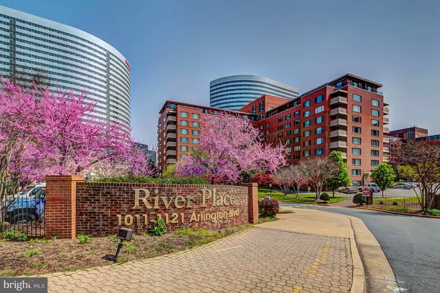 1121 ARLINGTON BLVD #631, Arlington, VA 22209