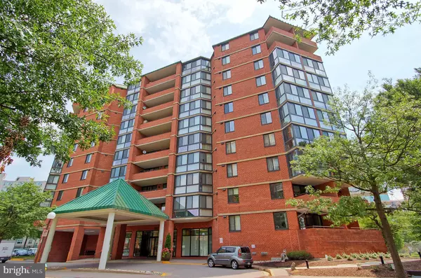 1001 RANDOLPH ST N #906, Arlington, VA 22201