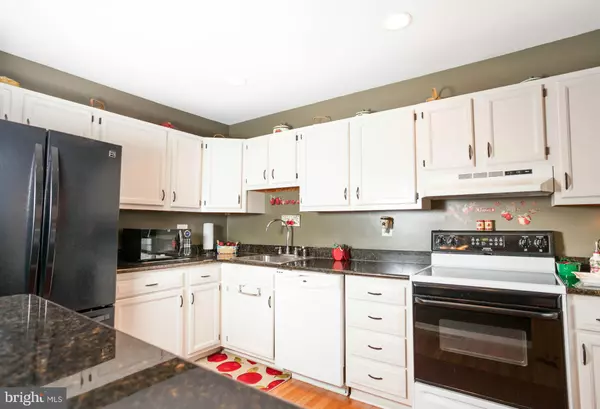 912 HINGHAM HARBOUR, Pasadena, MD 21122