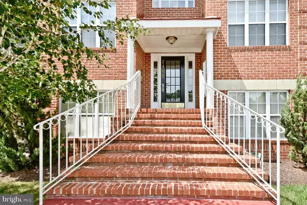 Odenton, MD 21113,2406 FOREST EDGE CT #304D