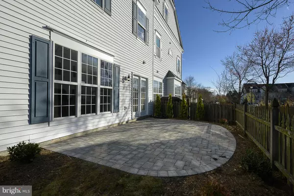 Odenton, MD 21113,8620 SYCAMORE GLEN LN