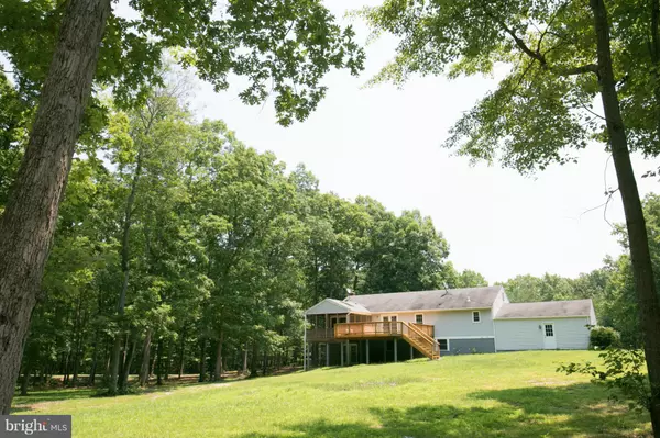 Goldvein, VA 22720,13436 OAKVIEW DR