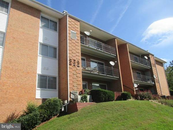 635 WATERLOO RD #233, Warrenton, VA 20186