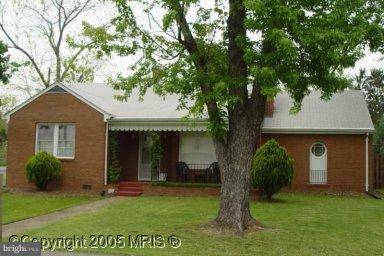 205 MAIN ST, Remington, VA 22734