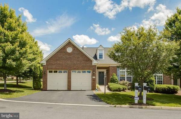 6713 HOLLY FARM LN #77, Warrenton, VA 20187