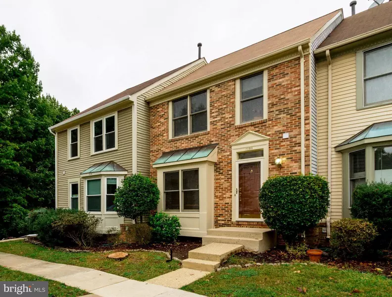 7208 LENSFIELD CT, Alexandria, VA 22315