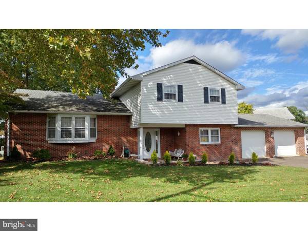 13 GREENTREE RD, Hamilton Twp, NJ 08619