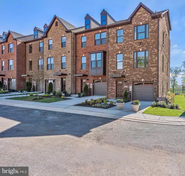 4225 SKYVIEW, Baltimore, MD 21211