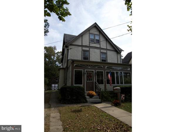 34 E ESSEX AVE, Lansdowne, PA 19050