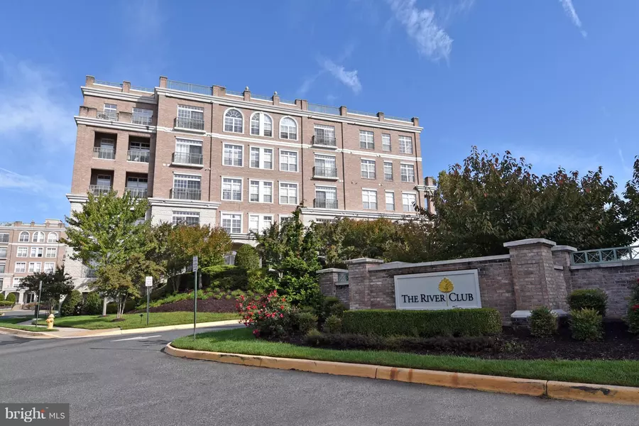 830 BELMONT BAY DR #206, Woodbridge, VA 22191