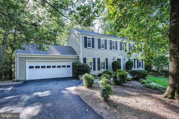 Reston, VA 20191,11413 RUNNING CEDAR RD