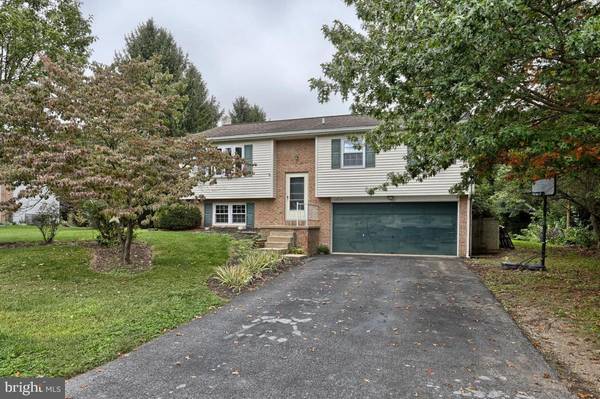 1014 JEFFREY LN, Lititz, PA 17543