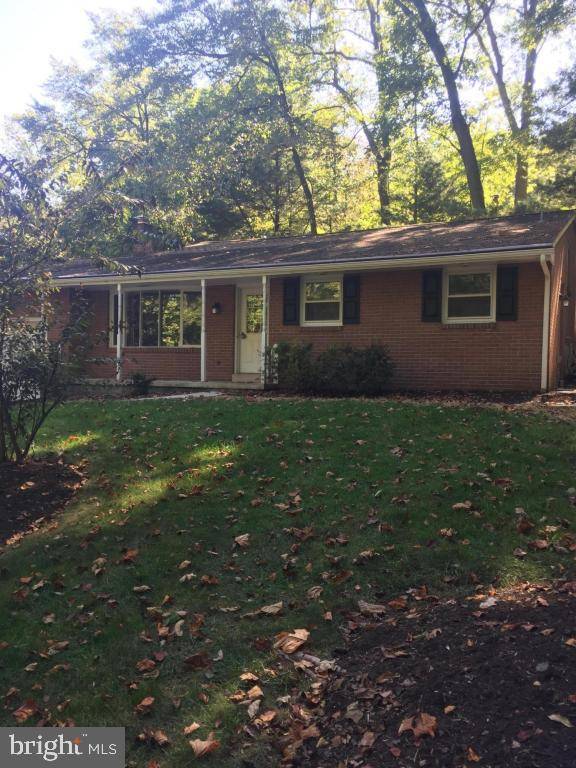 106 LEBANON AVE, Mt Gretna, PA 17064