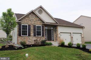 33 CHAMBERLAIN LN #16, Millersville, PA 17551