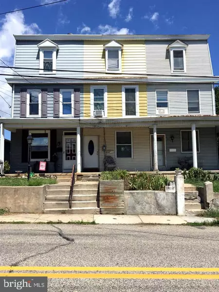 463 STATE ST, Enola, PA 17025