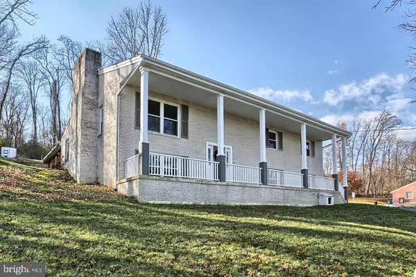 Mechanicsburg, PA 17055,1852 SHEEPFORD RD