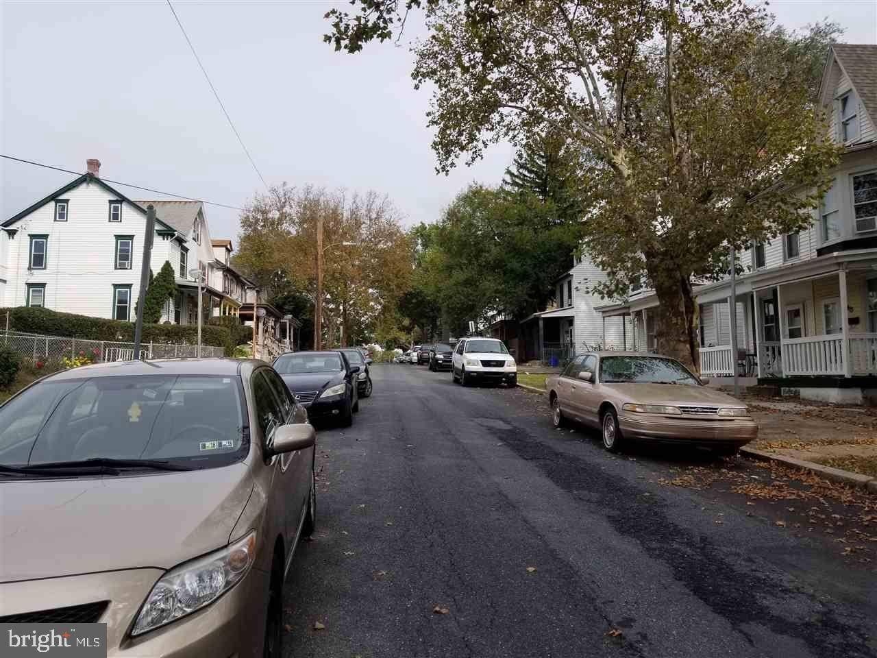 Harrisburg, PA 17104,1905 SWATARA ST