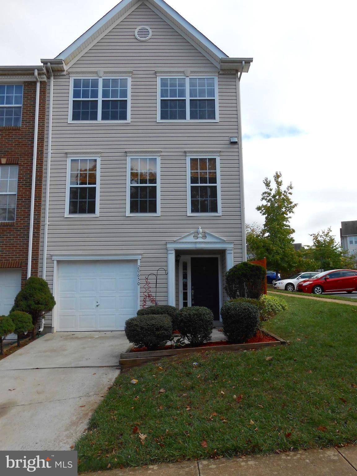 Sterling, VA 20165,20650 EMERALD POINT TER