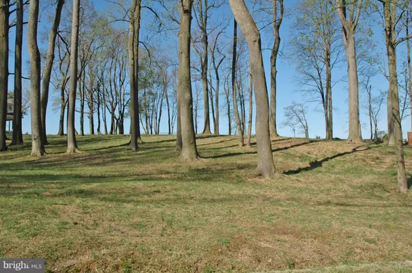 Earleville, MD 21919,2 CENTER RD