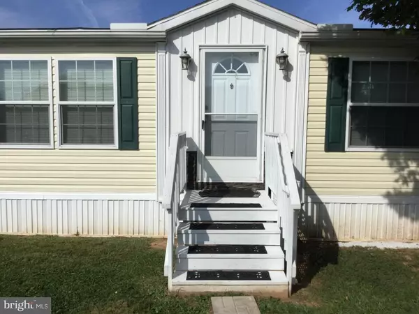 Ephrata, PA 17522,16 MOCCASIN DR