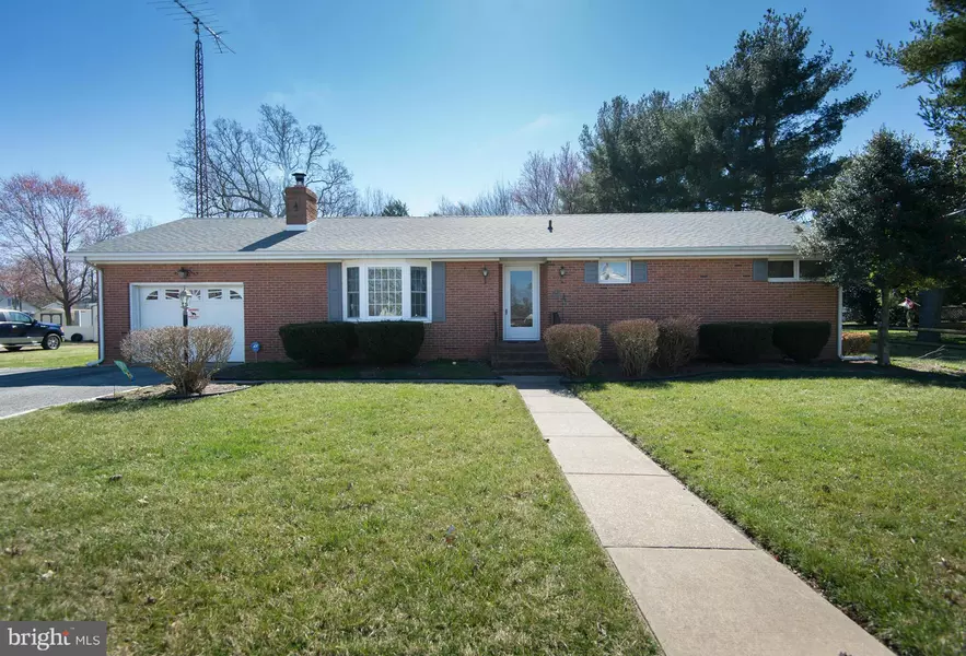 208 OAK ST, Hurlock, MD 21643