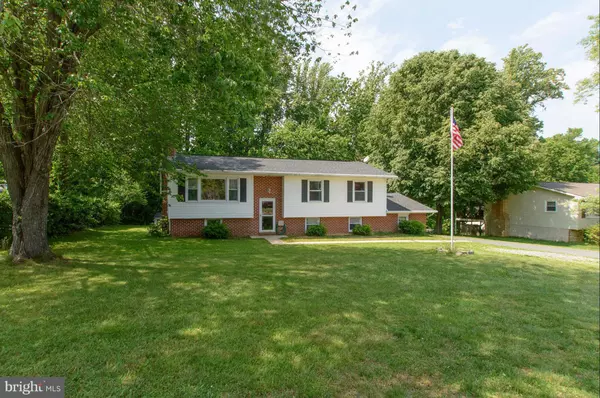 806 LYNN LEE DR, Aberdeen, MD 21001