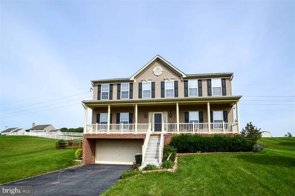 125 LEAH LN, Spring Grove, PA 17362