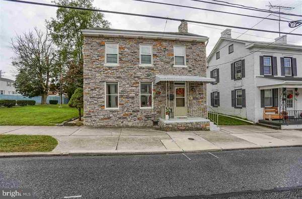 211 E KING ST, Littlestown, PA 17340