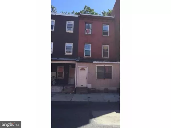 2215 N 8TH ST, Philadelphia, PA 19133