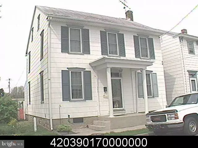 343 E WATER ST, Middletown, PA 17057