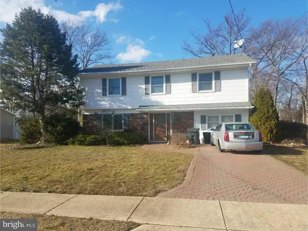 22 MEADOWBROOK DR, Howell, NJ 07731