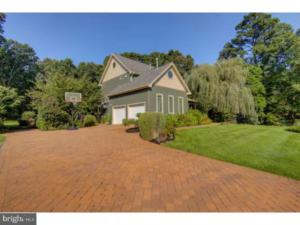 New Egypt, NJ 08533,4 COUNTRY WOODS DR