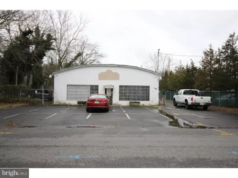 34 E MONROE ST, Mount Holly, NJ 08060