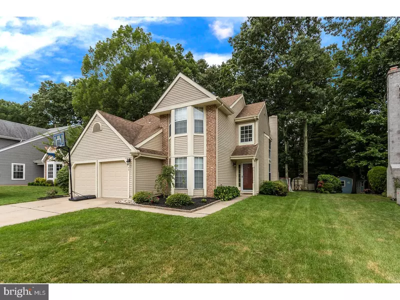 35 CHRISTOPHER MILLS DR, Mount Laurel, NJ 08054