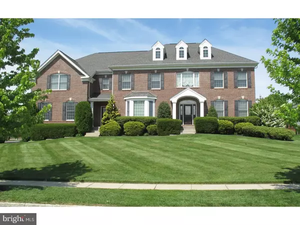 22 WINDERMERE DR, Moorestown, NJ 08057